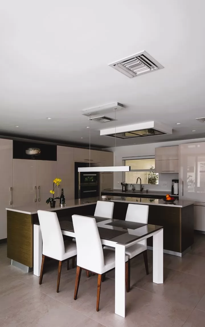 Contente circle Siesta Key 18