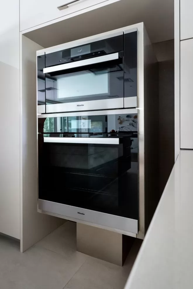 Contente circle Siesta Key 6