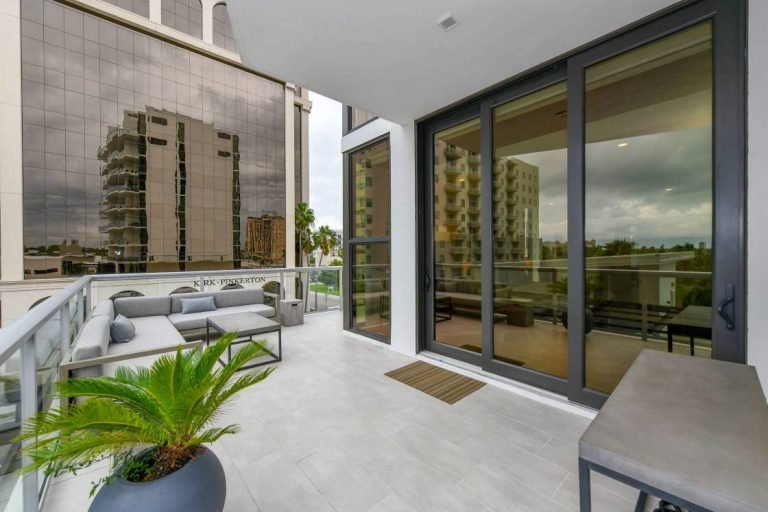 Sansara Downtown Sarasota 8